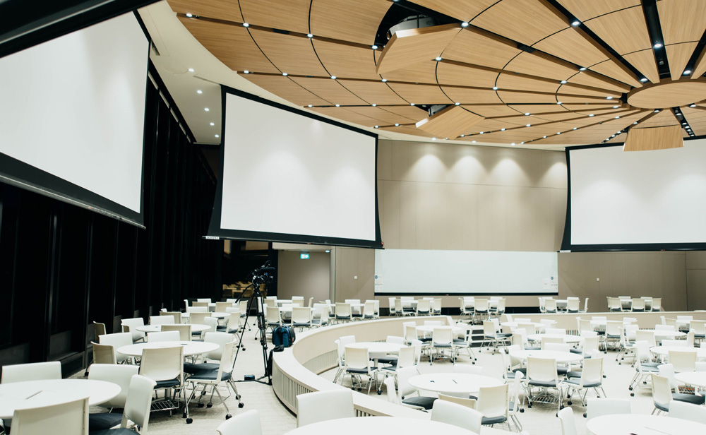 services-tabs-139154408